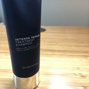 Monat Intense Repair shampoo